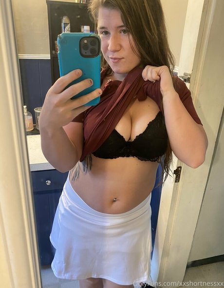 xxshortnessxx erotic model galleries