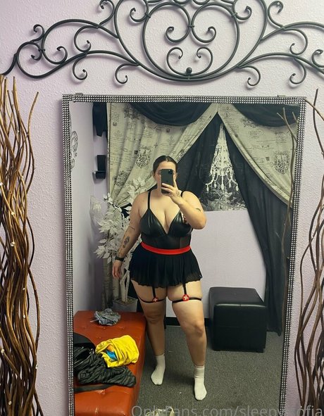 sleepy sofia star exclusive pictures