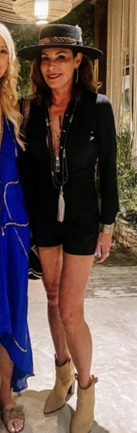 Luann De Lesseps model pornographic pic