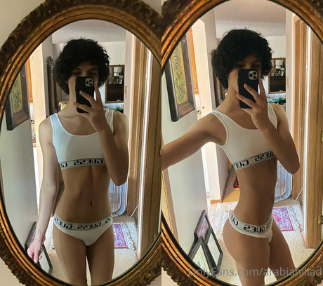 ArabianIliad star nude pictures