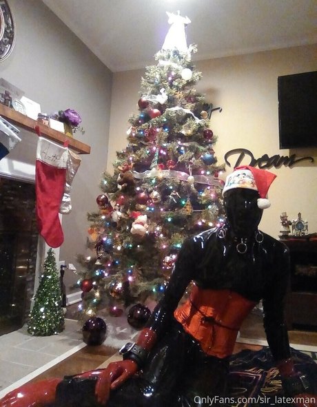 sir latexman sex model photos