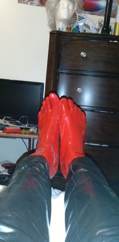 sir latexman naked actress picture