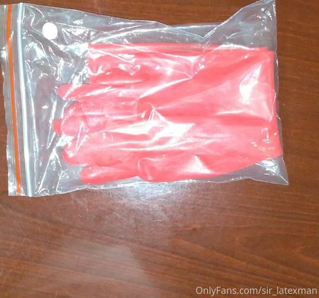 sir latexman model nude photo