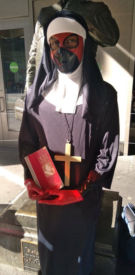 sir latexman pornographic star pic