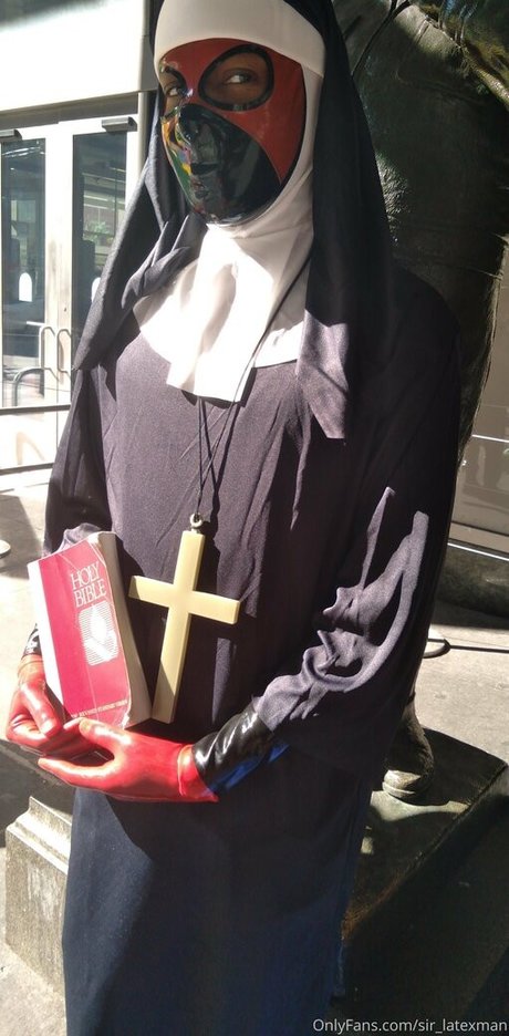 sir latexman naked star galleries