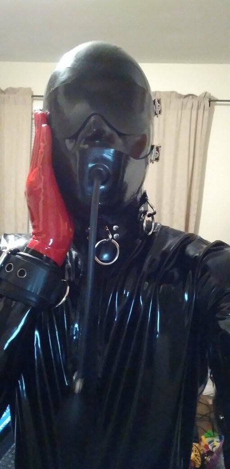 sir latexman best star picture