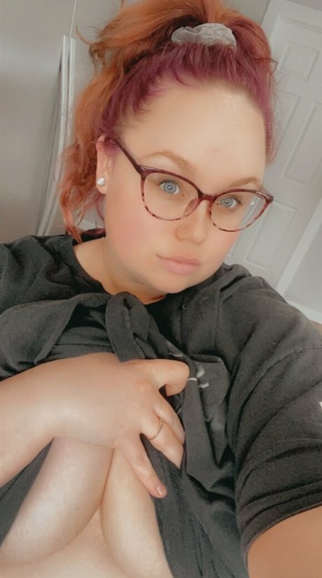 misshufflepuff93 nude model pics