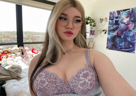 Luvvful best actress pic