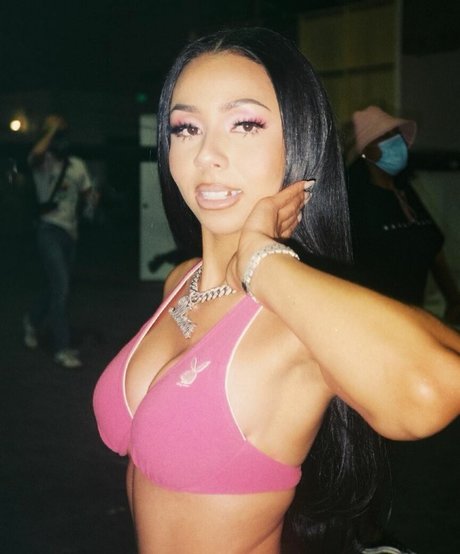 Mariah The Scientist model galleries