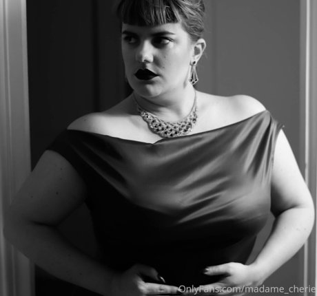 madame cherie model hd pictures