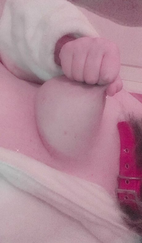 Gomi Kukara sexy model images