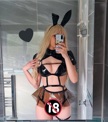 Tsukimicat star hot pics