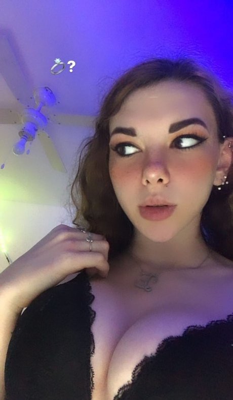 Eden Ayalon top model pics