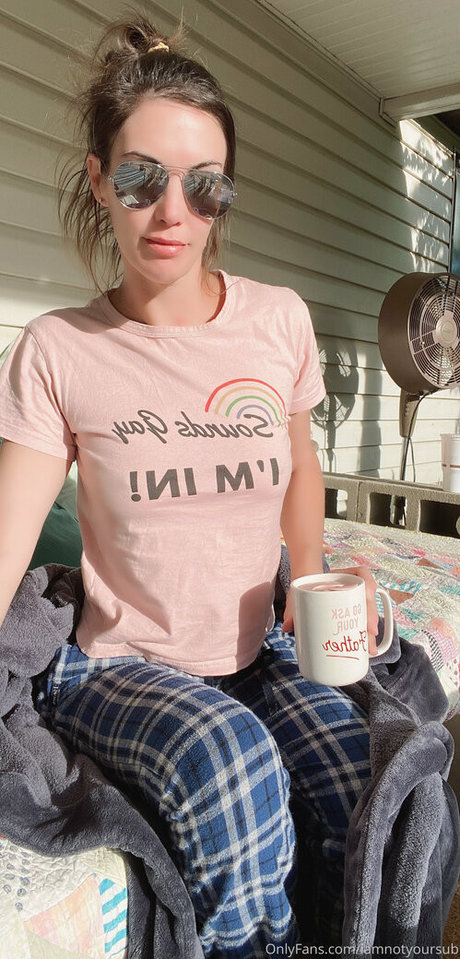 iamnotyoursub xxx model photos