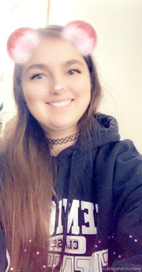 abbyandcourtney top star images