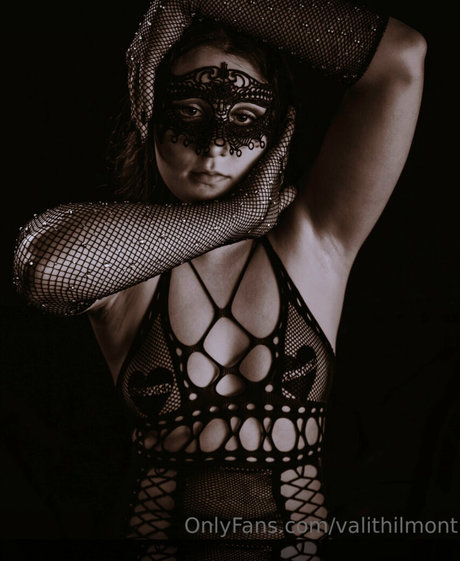 Valithilmont star hd pictures