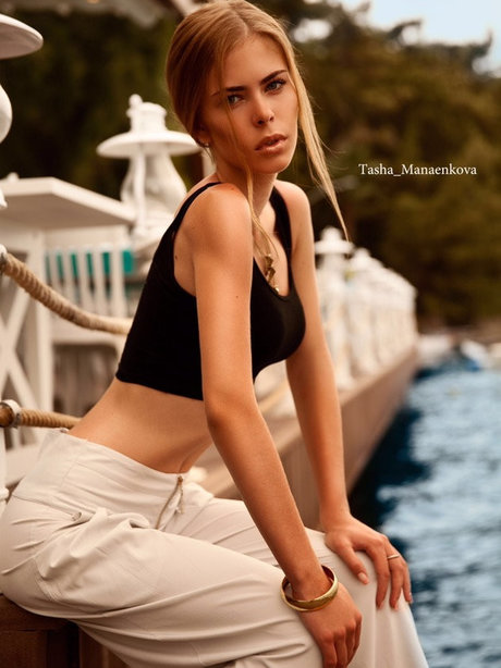Natalia Milewskaja model high quality picture