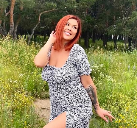 Marina Burnashova naked pornstar pic