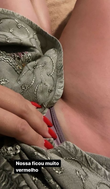 Aline Fuchter Ouriques hd actress galleries