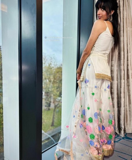 Aaliyah Yasin porn model photos