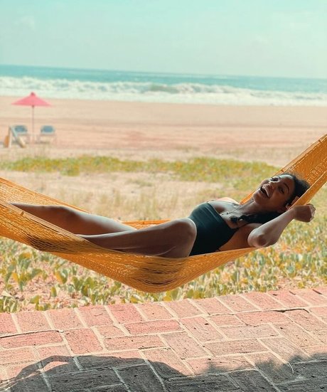 Camille Hyde naked star pictures