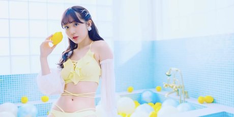 Abe Yumeri art actress picture