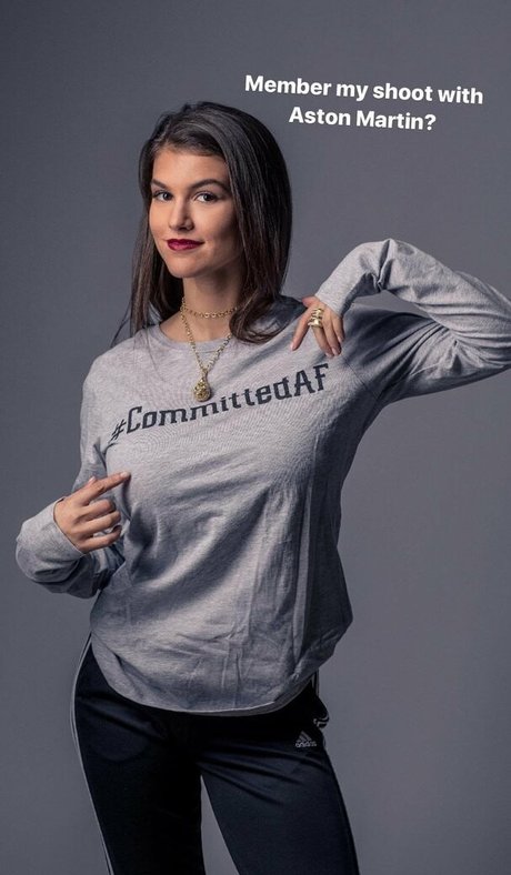 Dominique D Angelo beautiful star pics