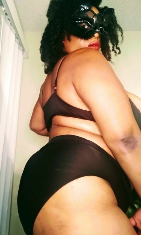 randiraige star nudes picture