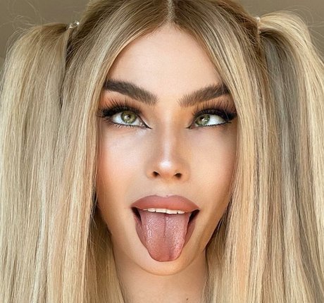 freyasha model nice picture