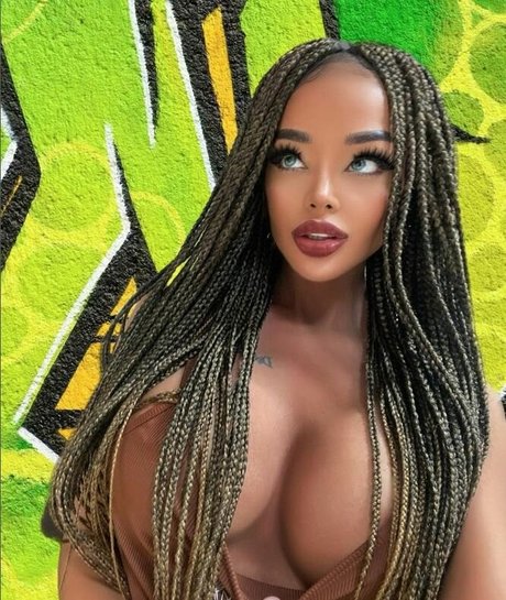 martina yurukova model nude pictures