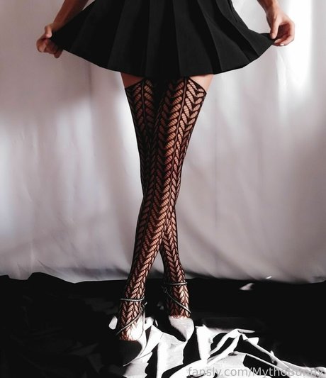 MythoBunny pretty pornstar gallery