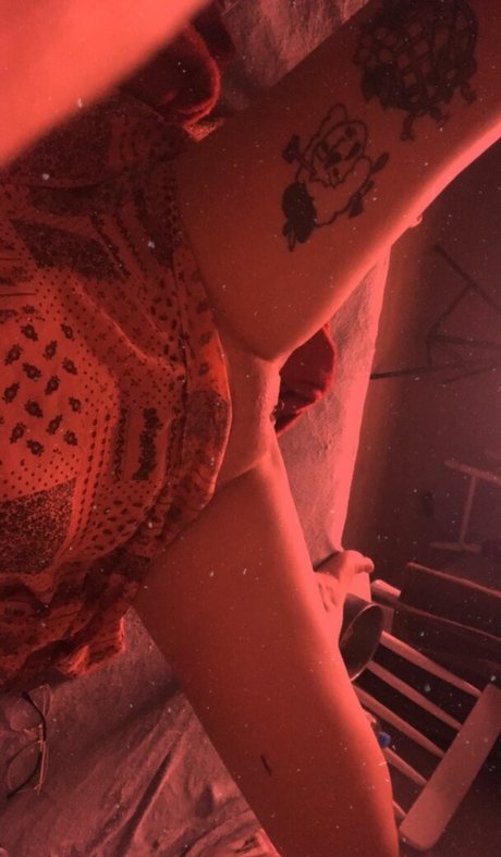 Andressakin adult actress image