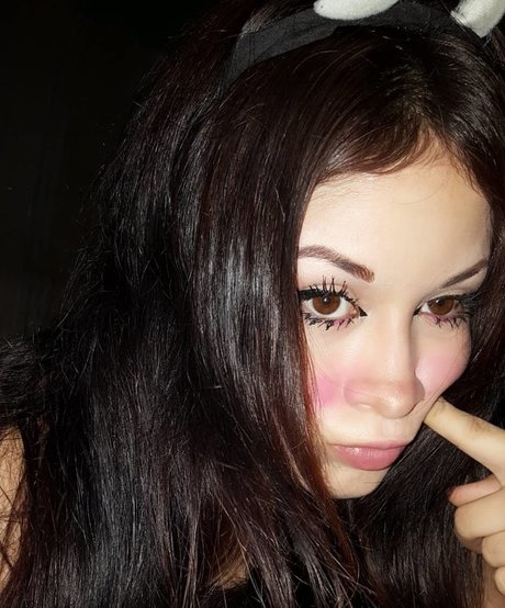 Ivon Gallardo beautiful star gallery