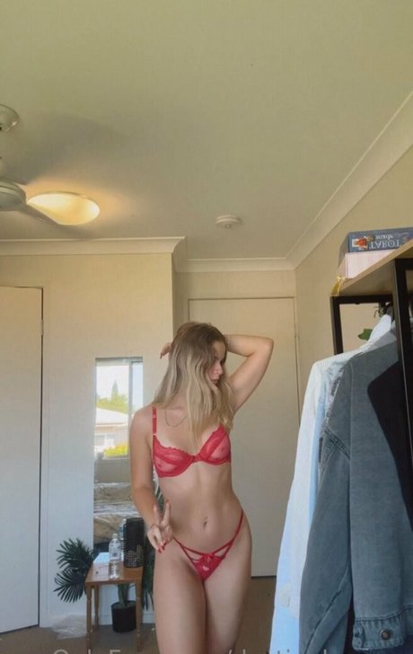 Destiny Henry model sexy photos