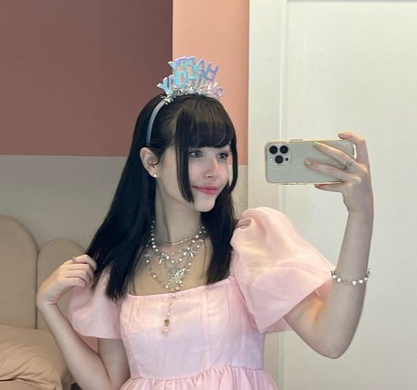 Comunivia sexy actress photos