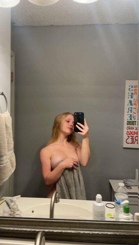 Thekylieshay pornographic actress photos