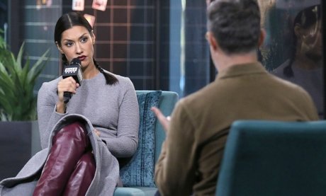 Janina Gavankar model images