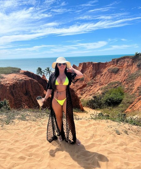 Haninha Lobato Privacy pornographic star pictures