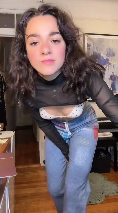 Ally Anna Maria nice actress galleries