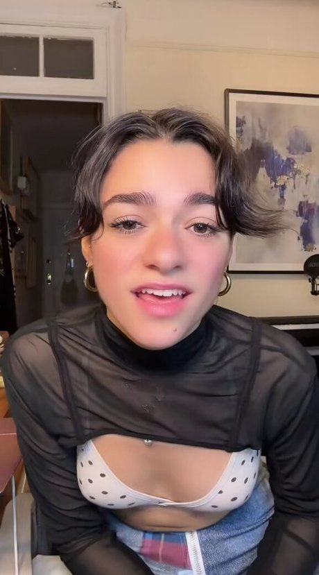 Ally Anna Maria pornstar sexy photo