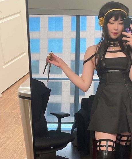 Julia Nakamura star hot pic