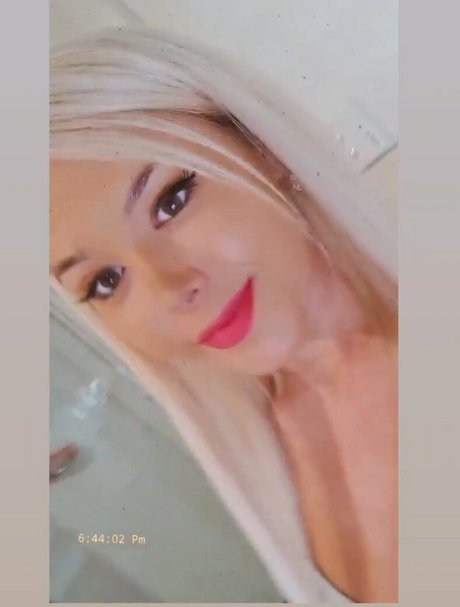 KimJade999 model exclusive pic