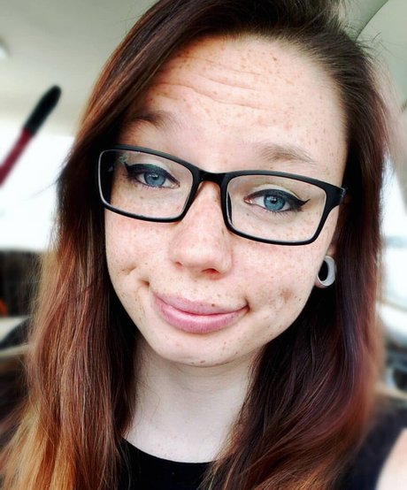 Gabby Swears star high quality pic