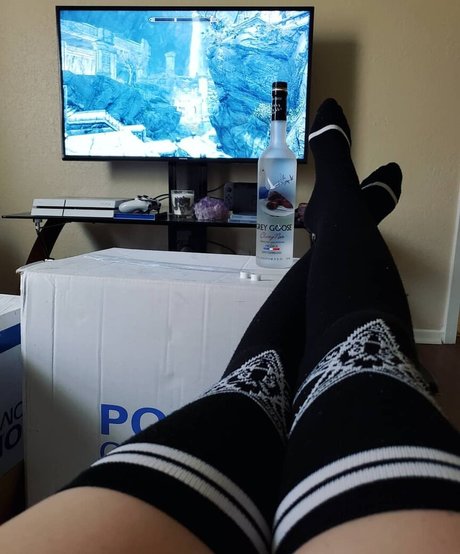 Gabby Swears nice star pics