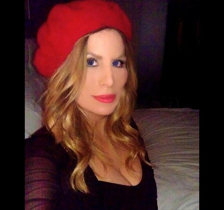 Alexa Andrews star naked picture