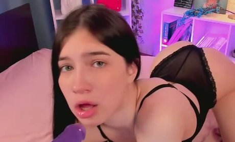 MaryyBrooks hd actress image