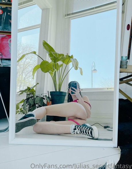 julias secretfantasy model xxx archive