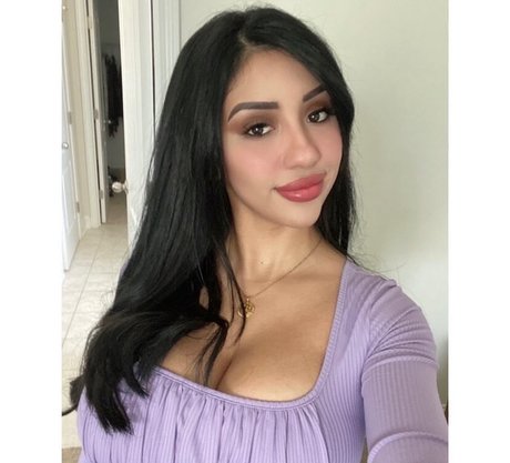 Alexandra Nicole top model photos