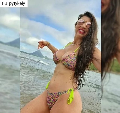 Pytykely porn model pictures
