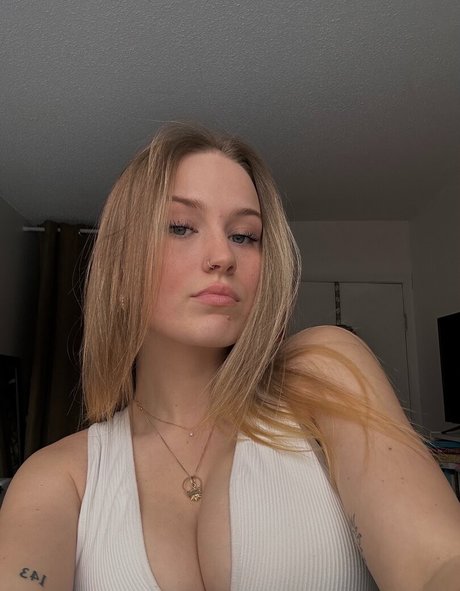 Madisun Sullivan top star images